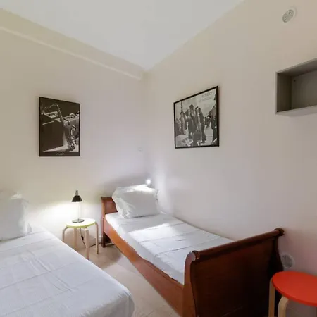 Appartement Charming 2 Bedroom In The Heart Of *