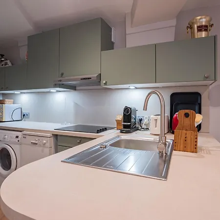 Appartement Charming 2 Bedroom In The Heart Of Parijs