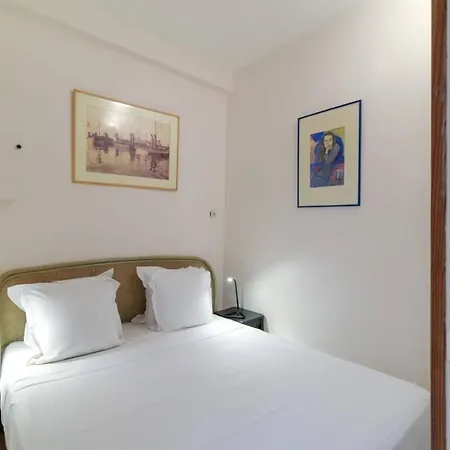 Apartment Charming 2 Bedroom In The Heart Of